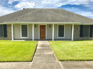 212 Tigerlily Dr, Houma, LA 70360