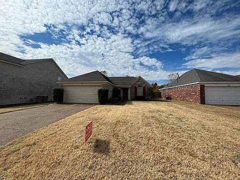 2nd image of 4537 Rosswood Dr