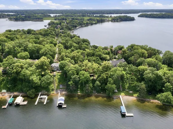 34XX Warner Ln, Mound, MN 55364
