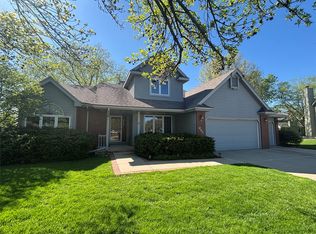 906 NE Barrington Ct, Ankeny, IA 50021