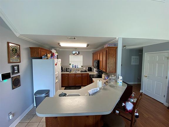 3rd image of 7521 Mary Anne Cir