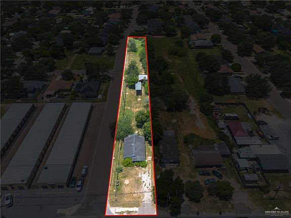 3rd image of 2713 N Texas Blvd