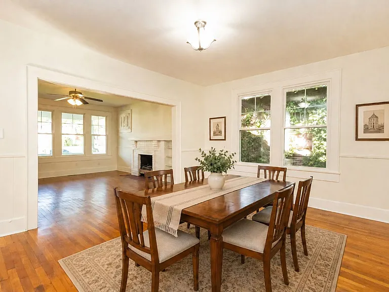 1705 Bennett Ave — Photo 2