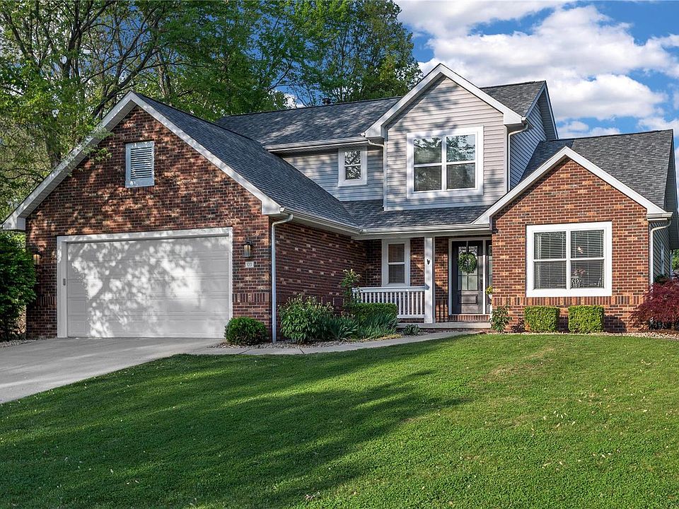 1st image of 123 E Willow Bend Dr
