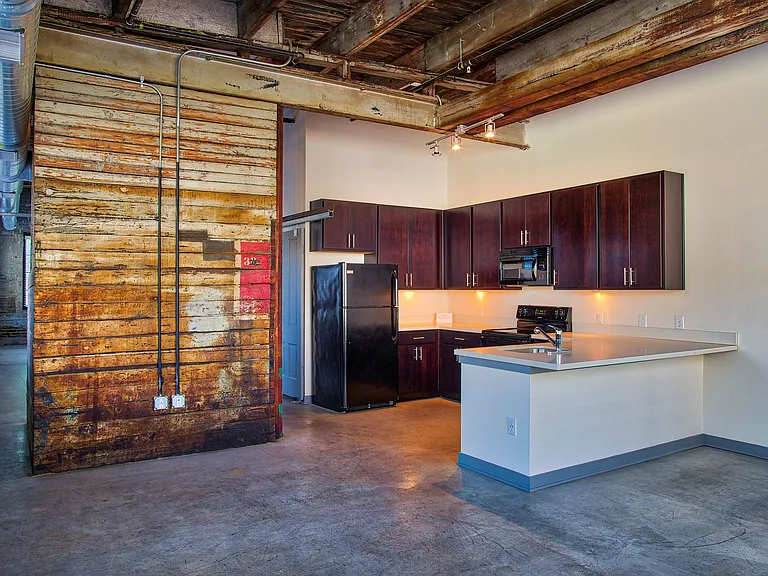 Circa Apartments — Photo 7