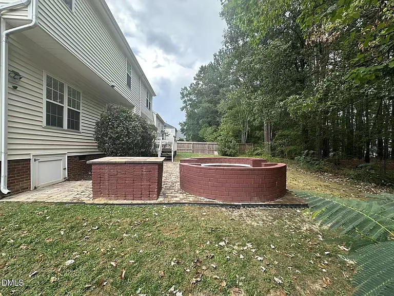122 Trumbell Cir — Photo 39