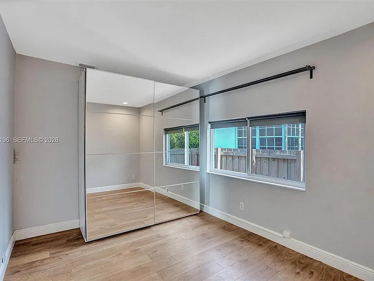 9040 Carlyle Ave — Photo 21