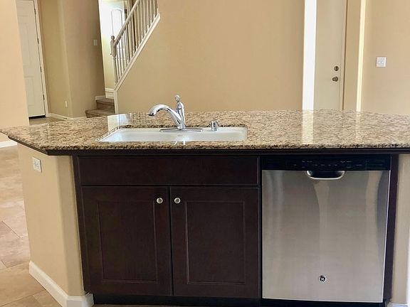 5th image of 2404 Chardonnay Pl