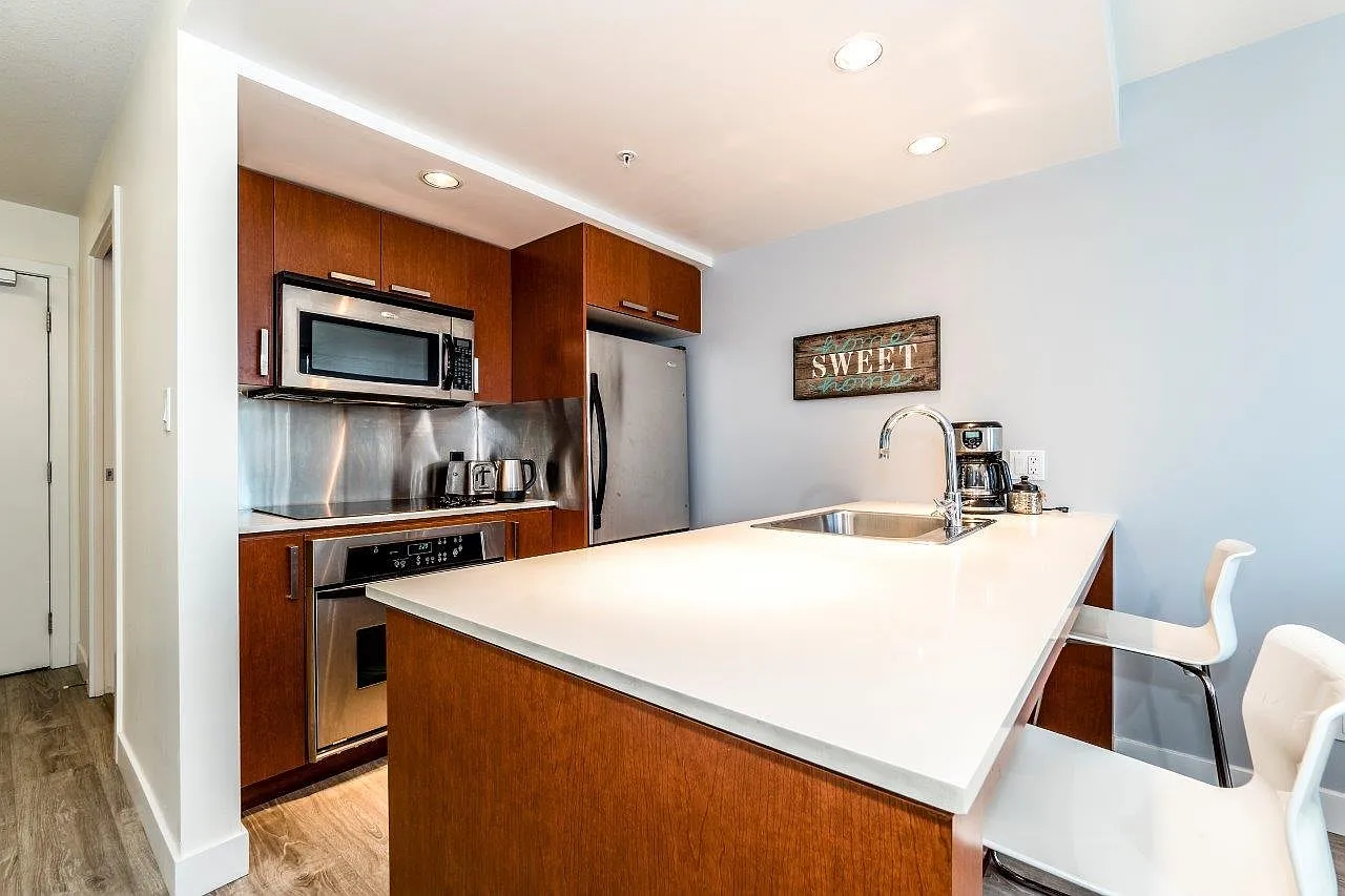 1 bed, 480 sqft, $2,395 — Photo 4
