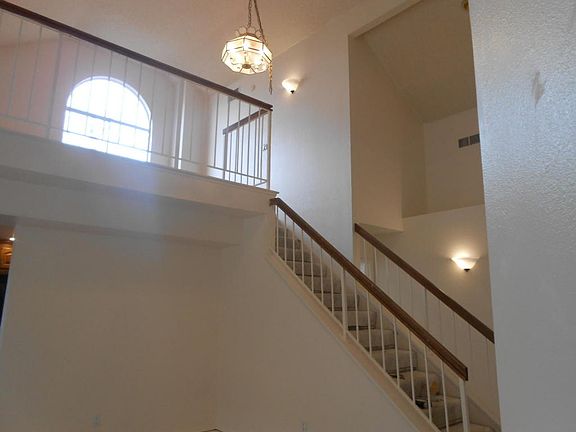 3rd image of 36831 Camden Ct