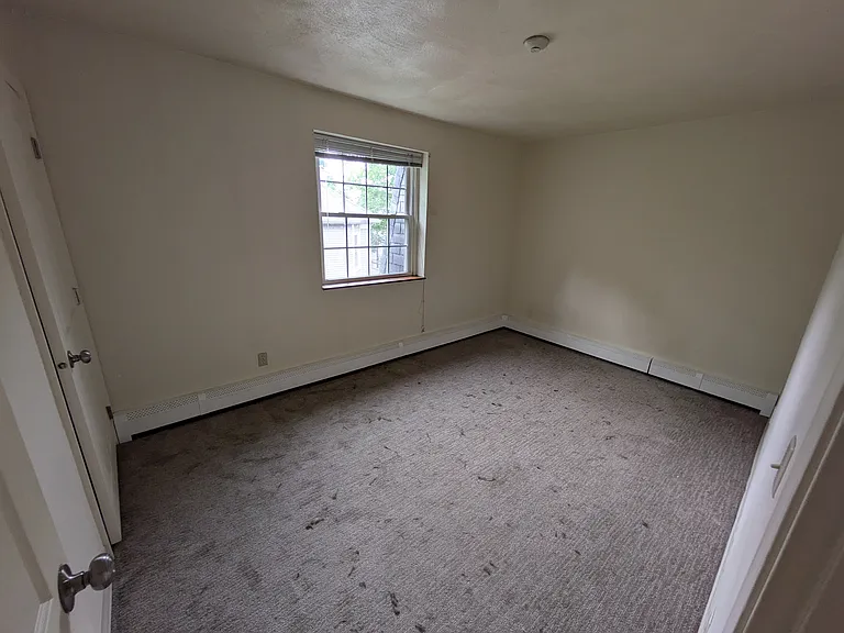 148 Sycamore St #16 — Photo 4