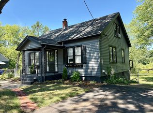 110 Darling St, Springfield, MA 01151