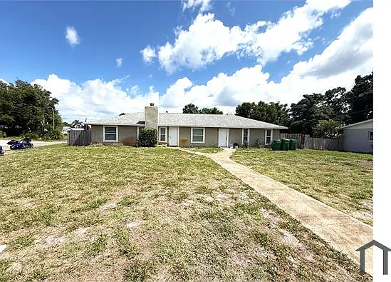 958 Fay Blvd — Photo 1