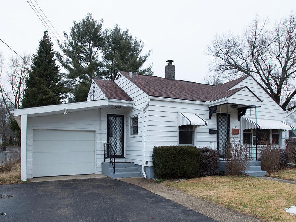 1st image of 147 Willard Ave E