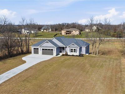 17860 Clearview Dr, Leavenworth, KS, 66048