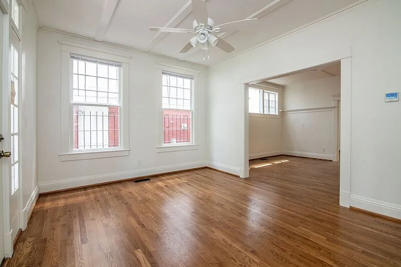 2 bed, 1.0 bath, 680 sqft, $1,200 — Photo 4