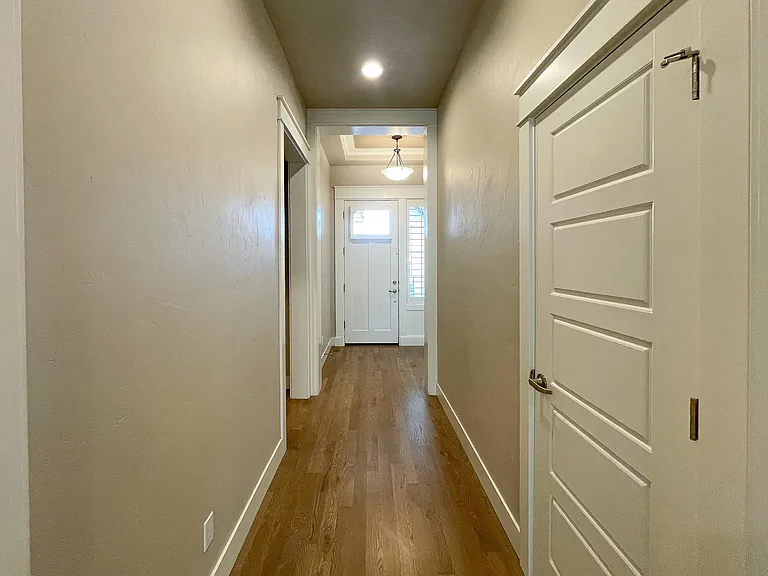4969 N Arliss Ave — Photo 11