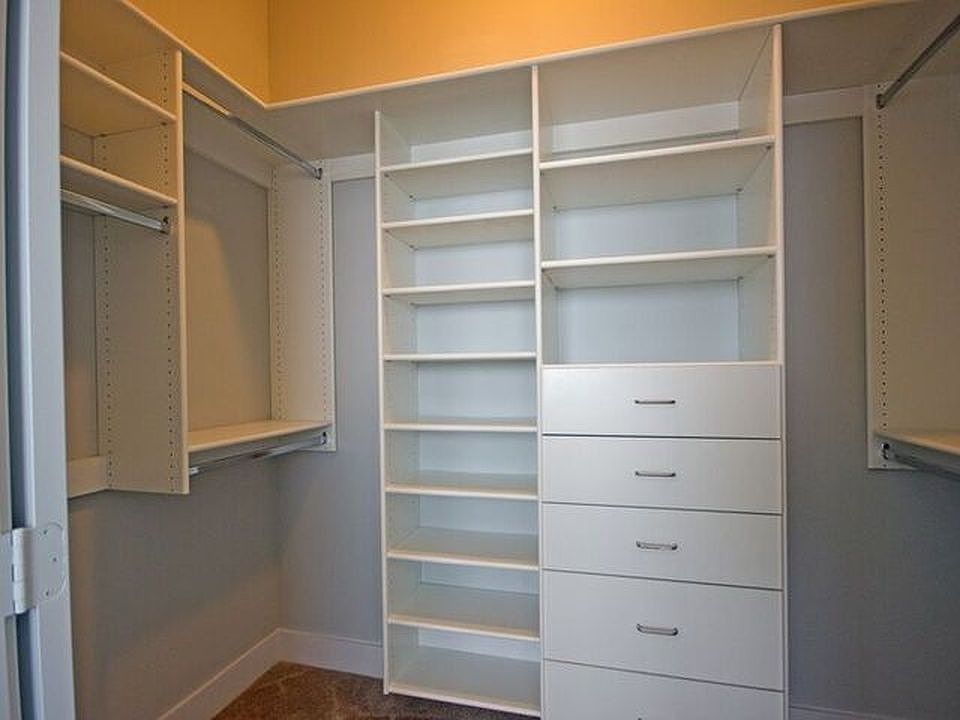 1st image of 3502 Ross Ave #3027