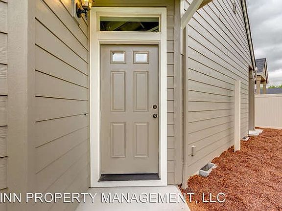 4th image of 8123 NE 20th St