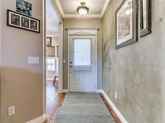5th image of 1124 Southridge Dr