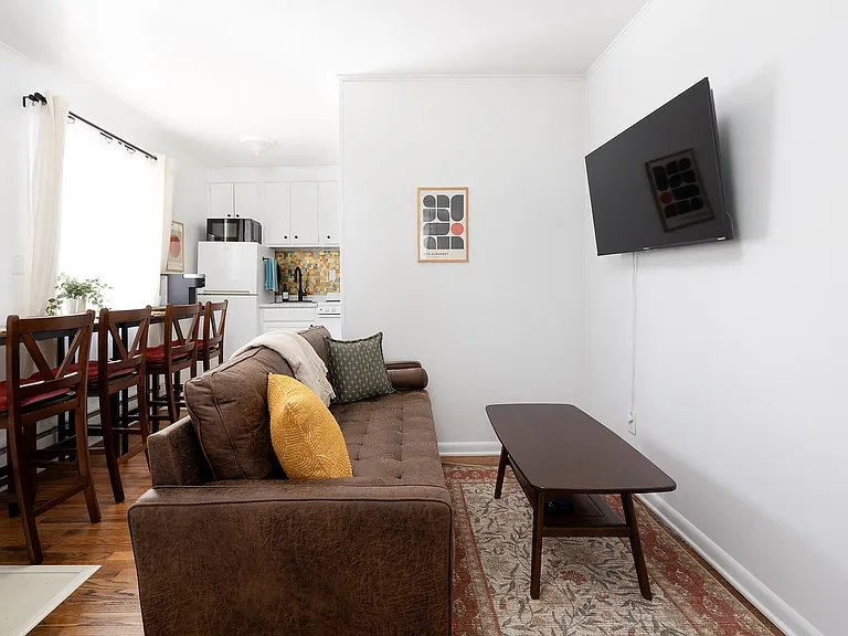 839 N Smith Rd #4 — Photo 6