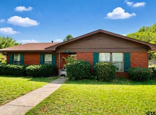 203 Yates St, Mount Vernon, TX 75457