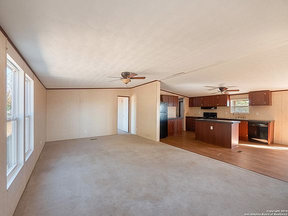 5th image of 112 Rolling Hills Dr