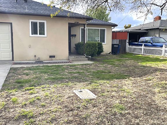 2nd image of 2413 Lilac Ct