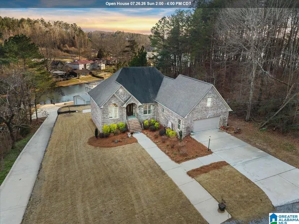 836 Lakeshore Ln, Oneonta, AL 35121