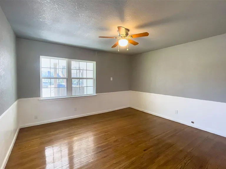 7543 Colgate Ave — Photo 32