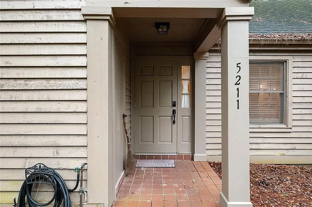 2 bed, 1.0 bath, 1031 sqft, $1,900 — Photo 4