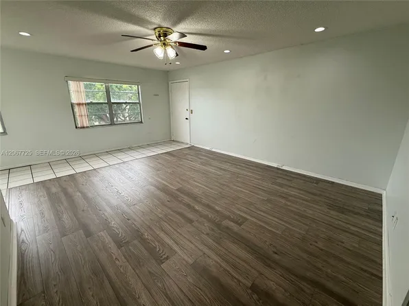 150 SW 134th Way #314R, Pembroke Pines, FL 33027