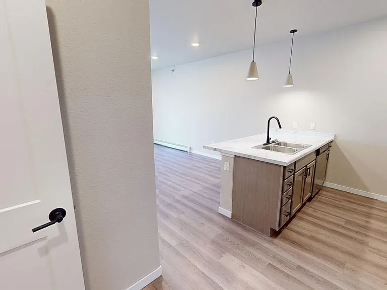 The Plains Apartments — Photo 40