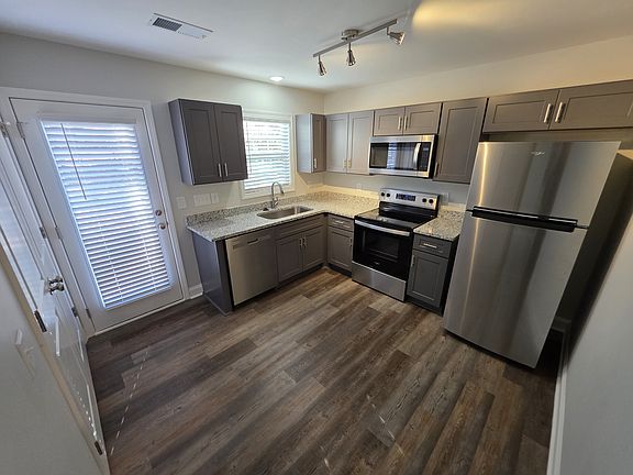 4th image of 535 Greensboro St #535