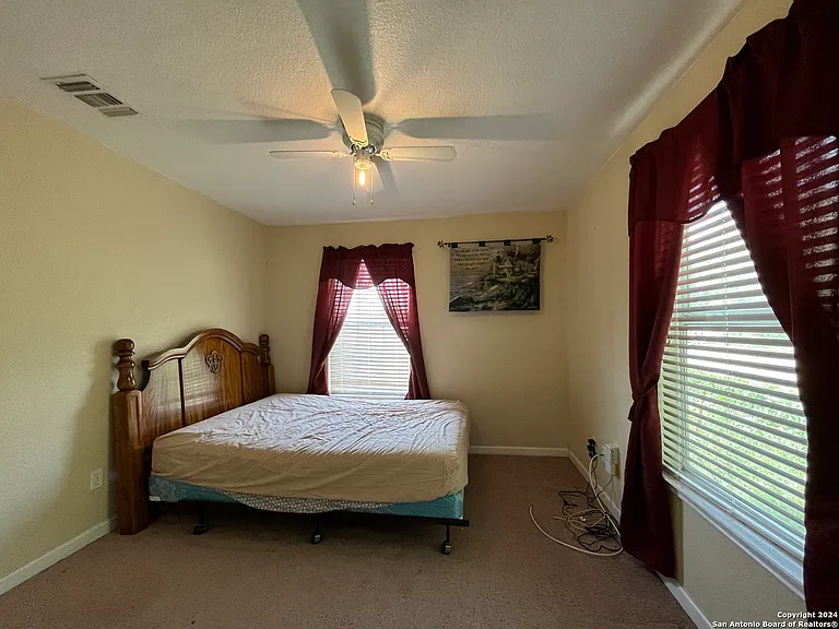 1243 Gillette Blvd — Photo 9