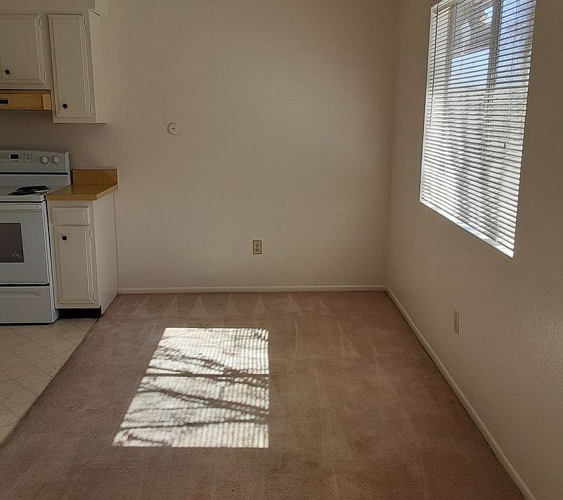 2nd image of 1601 N Virginia St #2