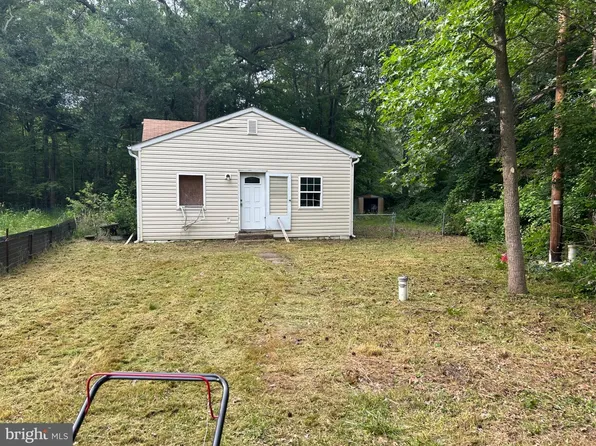 1432 Heile Pkwy, Shady Side, MD 20764