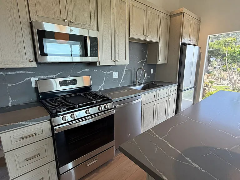683 Marine View Ave #2 — Photo 22