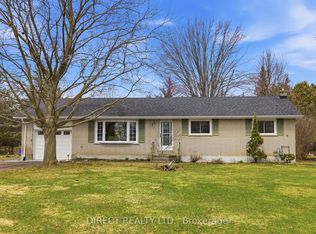 22498 Loyalist Pkwy, Quinte West, ON K8V 5P7