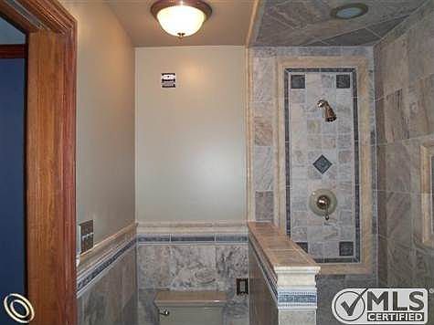 100_0572 (Small).JPG