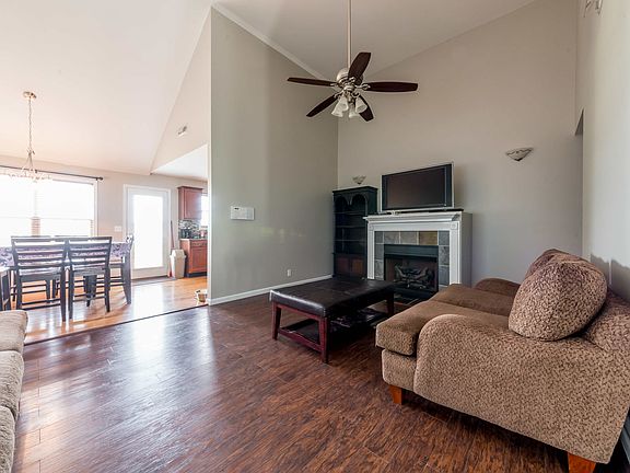 5th image of 875 Cindy Jo Ct