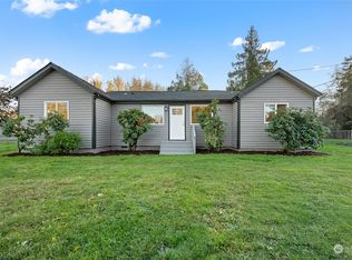 822 97th St E, Tacoma, WA