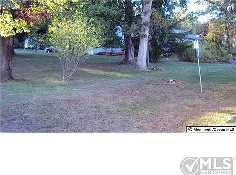 Filled with grass island