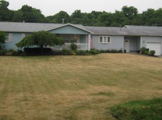 8559 W Bergen Rd, Le Roy, NY 14482