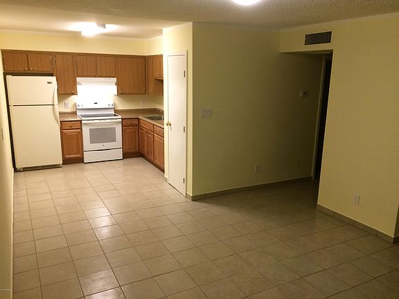 2nd image of 2725 E Tierra Buena Ln