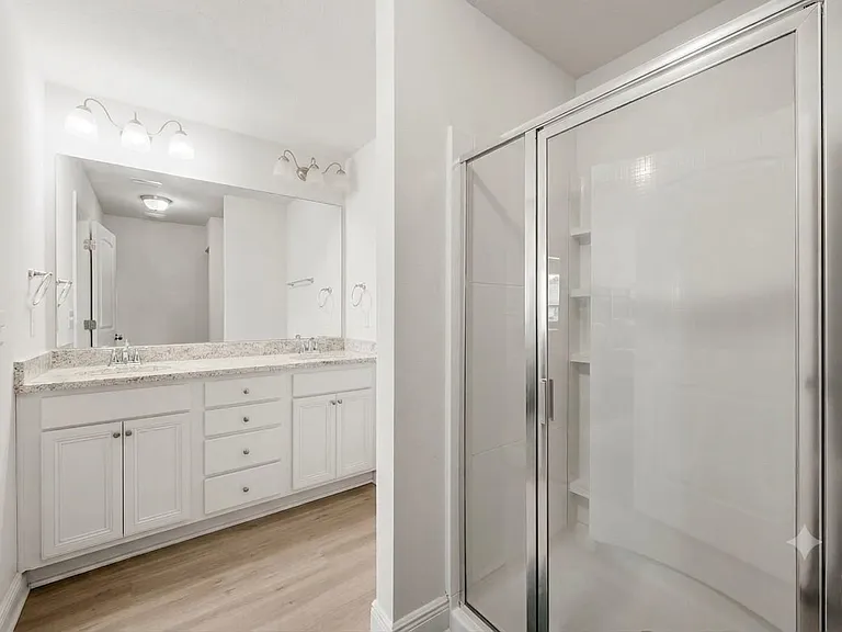 7688 Shadow Lake Dr — Photo 20