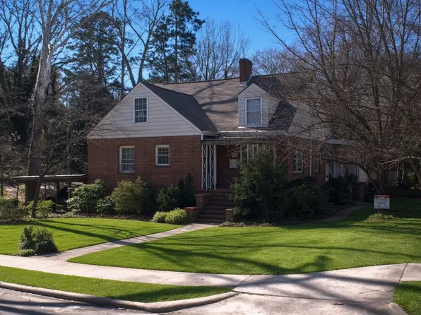 305 Brooks Ave, Raleigh, NC 27607