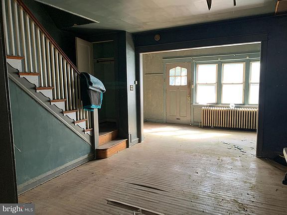 3rd image of 290 Kent Rd