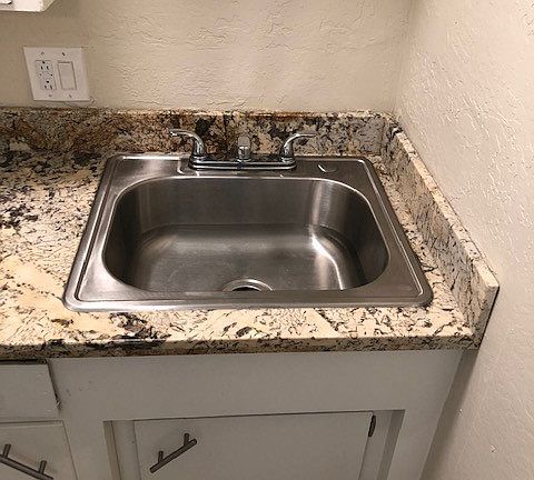 5th image of 3709 Morse Ave APT 14