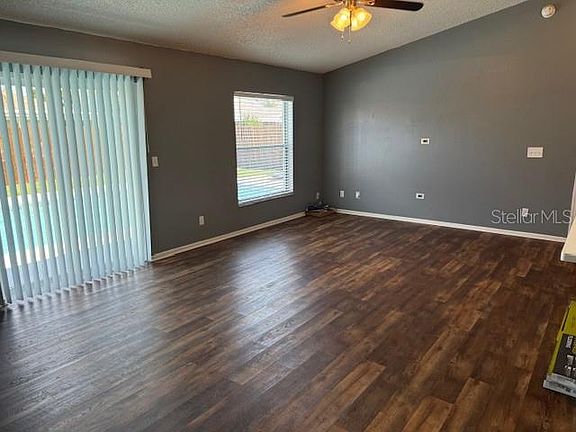 4th image of 3407 Fox Ridge St